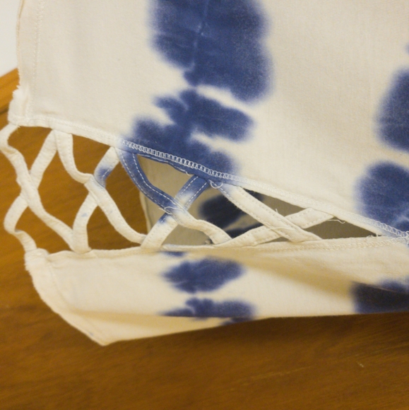 Roxy Tie-dye beach Tshirt cover-up - Picture 3 of 5